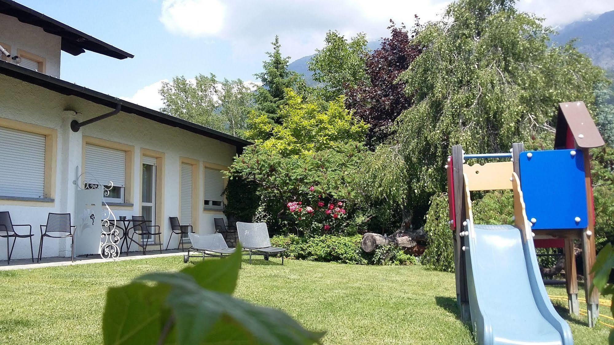 La Roche Hotel Appartments Aosta Exterior photo